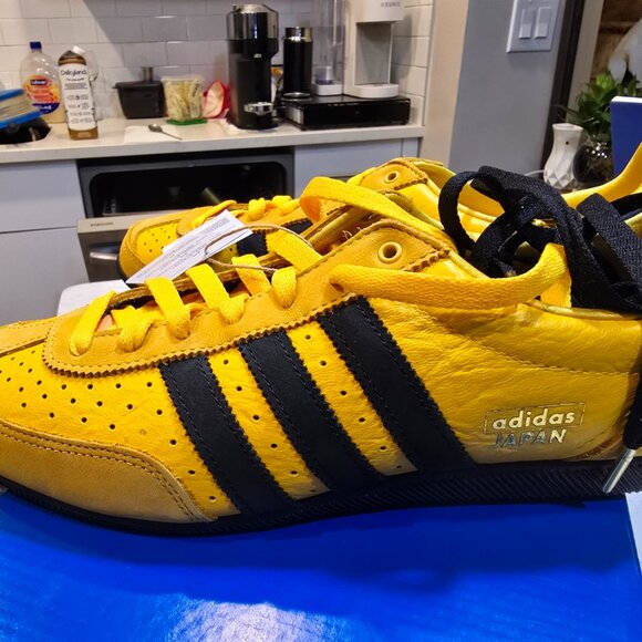 Adidas originals Women's japan Sneakers Crew Yellow / Core Black JI2665 size 7 - Picture 4 of 13